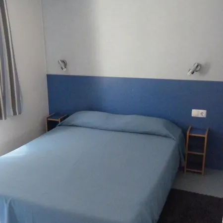 Parque De Campismo Orbitur 萨格里什