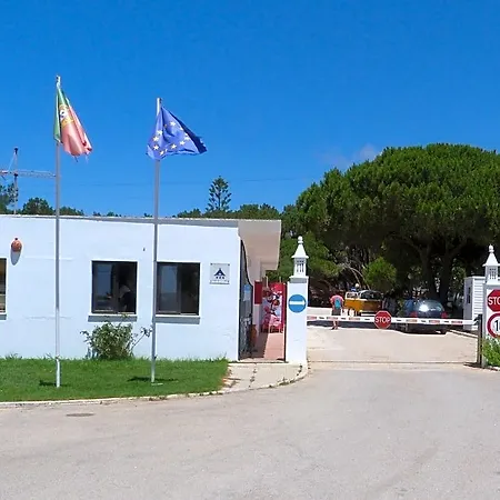 Κάμπινγκ Parque De Campismo Orbitur Σάγκρες